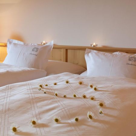 Hotel Laerchenhof Natur Зеефельд в Тироле Номер фото