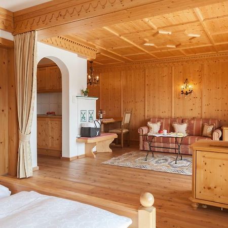 Hotel Laerchenhof Natur Зеефельд в Тироле Экстерьер фото